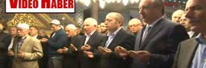 CHP, Ulu Önder Atatürk için İstanbul Yeni Cami’de mevlit okuttu…