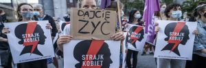 İstanbul Sözleşmesi’nden çekileceğini açıklayan Polonya’da protesto gösterileri