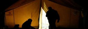 Kızılay çadırları askere diktirip satmış iddiası!