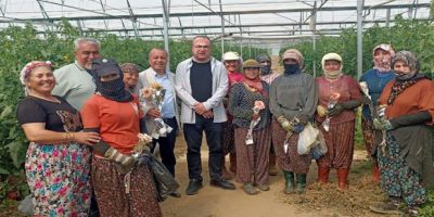 CHP’li Karakoz, 1 Mayıs’ı tarım işçileriyle kutladı