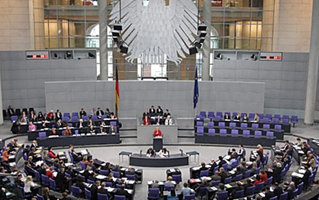 Alman Federal Meclisi’ne 11 Türk girdi