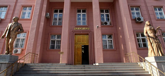 Yargıtay, İlhan Selçuk’un Ergenekon savcılarına açtığı davada verilen cezayı bozdu