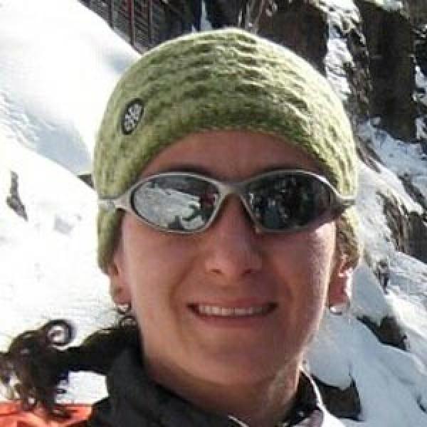 Türk kadın profesör Everest’ten sağ kurtuldu