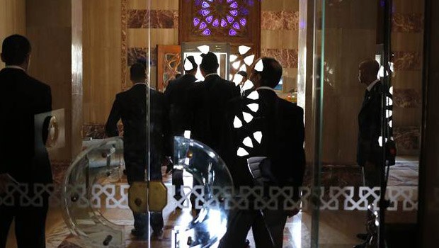 Sisi’den ABD Dışişleri Bakanı Kerry’ye üst araması