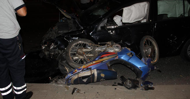 Salihli’de feci kaza: 2 ölü, 7 yaralı