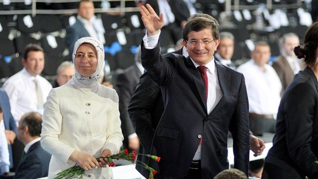 AKP Davutoğlu’nu seçti! İşte aldığı oy oran