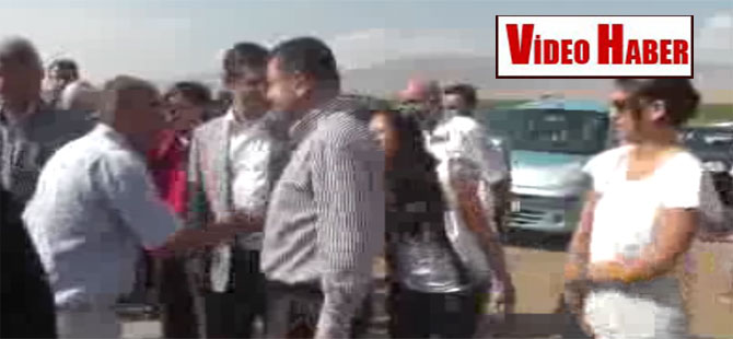 CHP Heyeti Silopi’de Ezidileri ziyaret etti