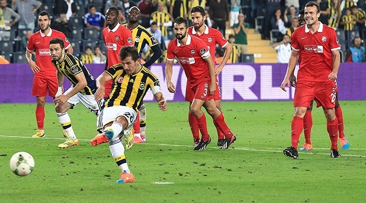 Fenerbahçe Gaziantespor’u Emre Belözoğlu’nun penaltı golüyle 1-0 yendi