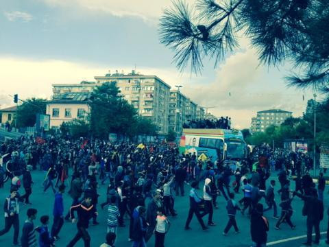 Diyarbakır’daki Kobani Yürüyüşü’nde son durum