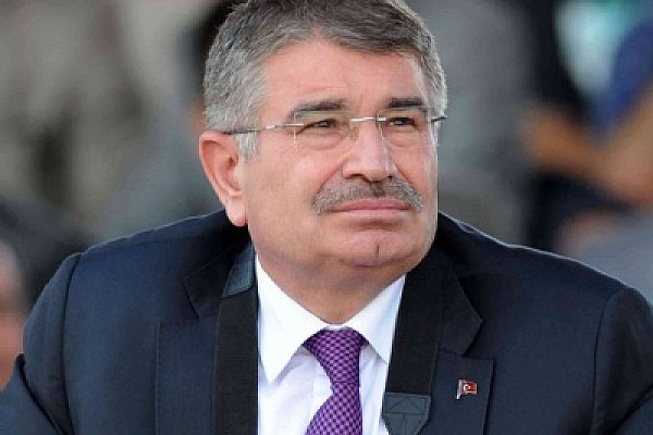 ‘Eski AKP’li bakan parti kuruyor’ iddiası