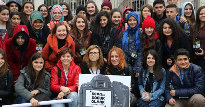 Somalı çocuklar fotoğraf sergileri için İstanbul’da