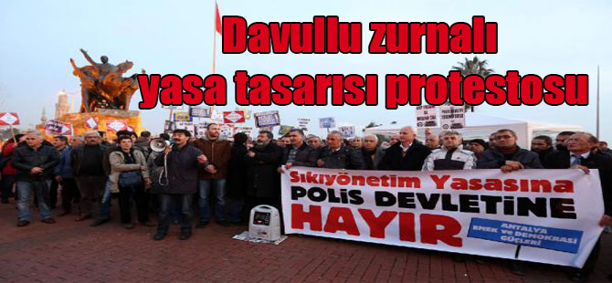 Davullu zurnalı yasa tasarısı protestosu