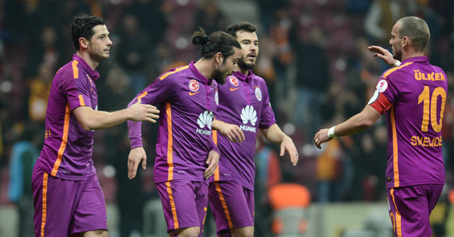 Galatasaray’ın derbi kadrosunda sürpriz değişiklik
