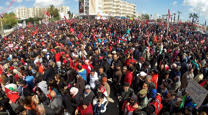 Tunus teröre karşı yürüdü
