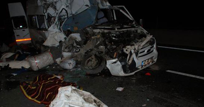 7 kişinin öldüğü kazada minibüs şoförü tutuklandı