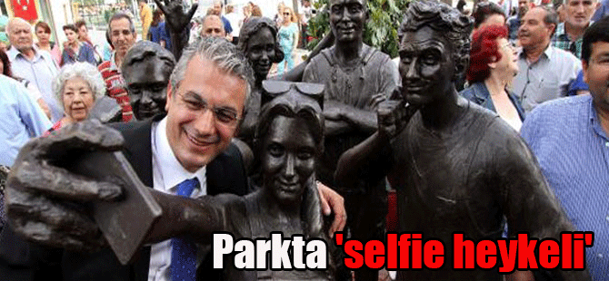 Parkta ‘selfie heykeli’