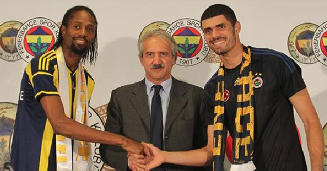 Fenerbahçe’de yeni transferler imza attı