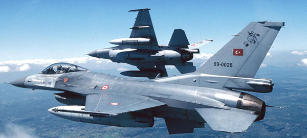 Türk F-16’larına havadan ve karadan taciz