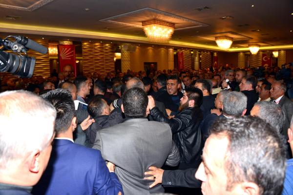 CHP Adana İl Kongresi’nde ‘Liste’ kavgası