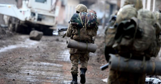 Tunceli’de çatışma: 2 asker yaralı