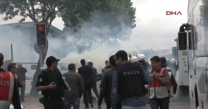 Bakırköy’de HDP’li gruba polis müdahalesi!