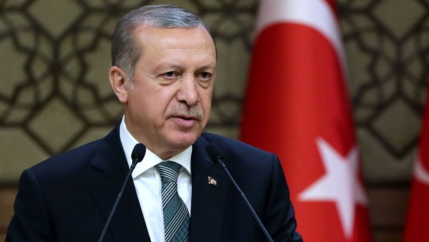 Erdoğan milletvekilleri ile komisyon başkanlarını ağırlıyor