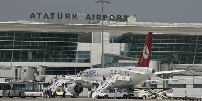 Bakanlar Atatürk Havalimanı’nı kullandı
