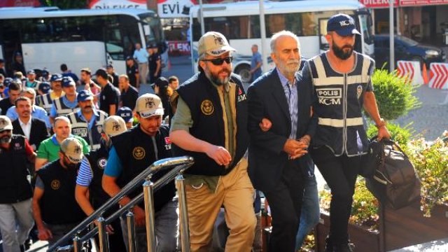 AKP’li Bursa Büyükşehir’de 81 kişiye FETÖ soruşturması