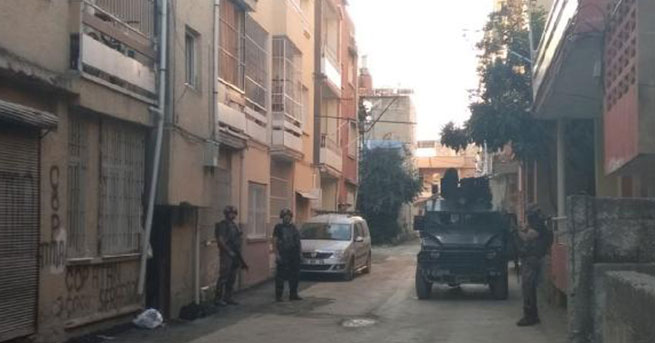 IŞİD’in 2 canlı bombası Adana’da yakalandı
