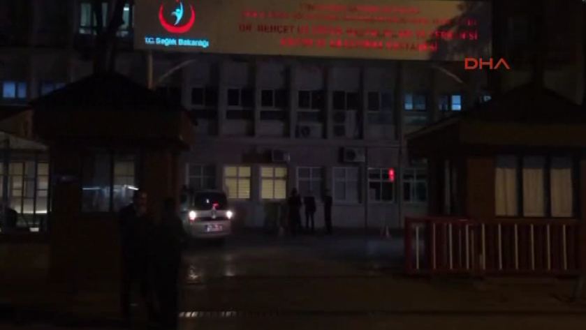 İzmir’de 2 hastanede 100 kişi yemekten zehirlendi