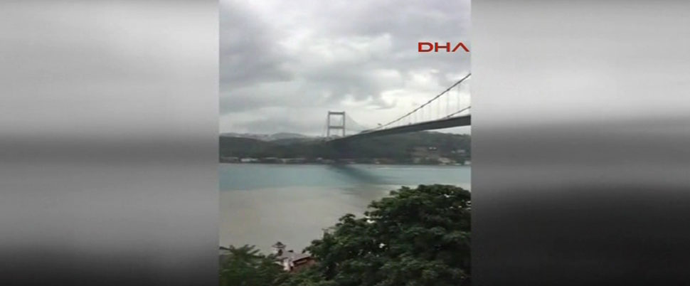 Yağmurun ardından İstanbul Boğazı