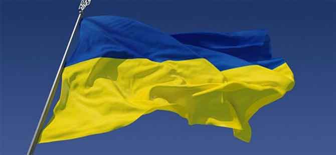 Ukrayna Parlamentosu sıkıyönetim kanunu kabul etti