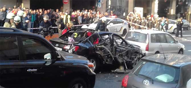 Kiev’de otomobil patladı: Ölü ve yaralılar var