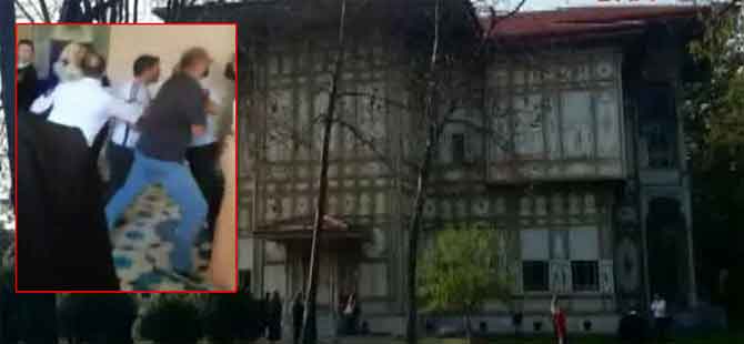İstanbul’da ‘Kapı Çalana Açılır’ sergisine çirkin saldırı!