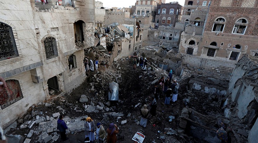 Suudi Arabistan Yemen’i vurdu
