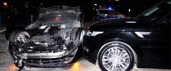 Sarıyer’de lüks araç takla attı! Şok Burak Yılmaz ve Fatih Terim iddiası