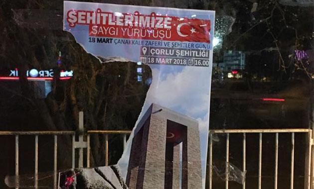 Çorlu’da, Atatürk fotoğrafının bulunduğu afişler yırtıldı