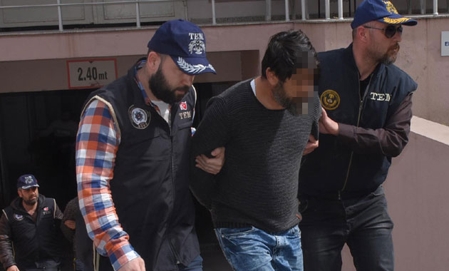 İzmir’de terör örgütü MLKP üyesi 2 bombacı yakalandı