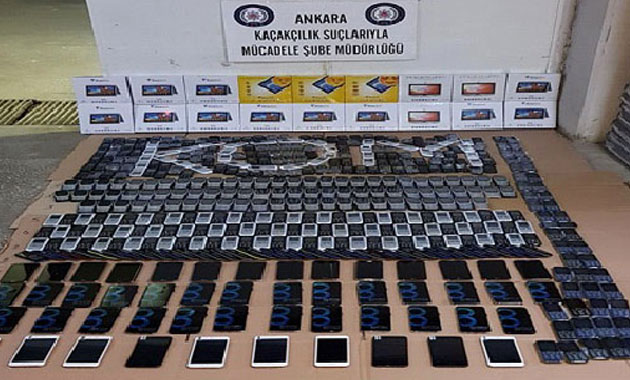 Ankara’da 1,5 milyon liralık kaçak cep telefonu ele geçirildi
