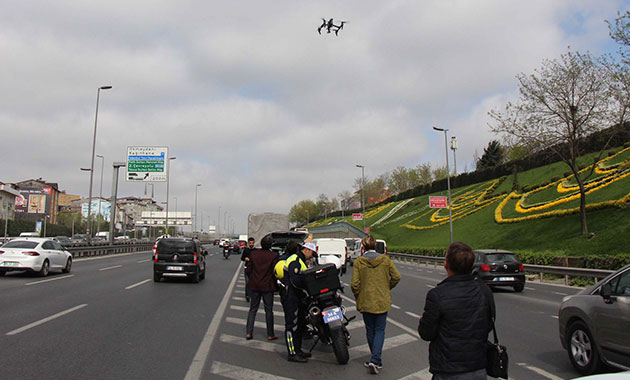 D-100’de drone ile trafik denetimi