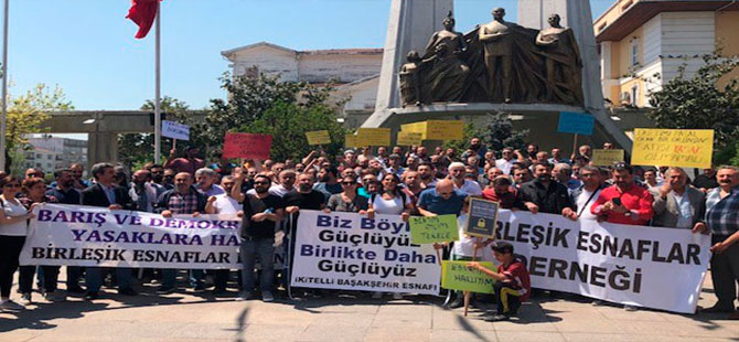 Kepenk kapatan tekel bayileri Bakırköy Meydanı’nda açıklama yaptı