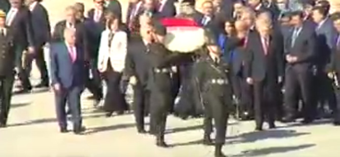 Anıtkabir’de Erdoğan’sız 23 Nisan töreni