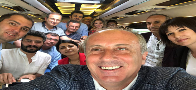Muharrem İnce’den Kırşehir dönüşü gazetecilerle selfie!