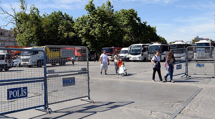 Taksim’de Gezi Parkı boşaltıldı, yollar kapatıldı