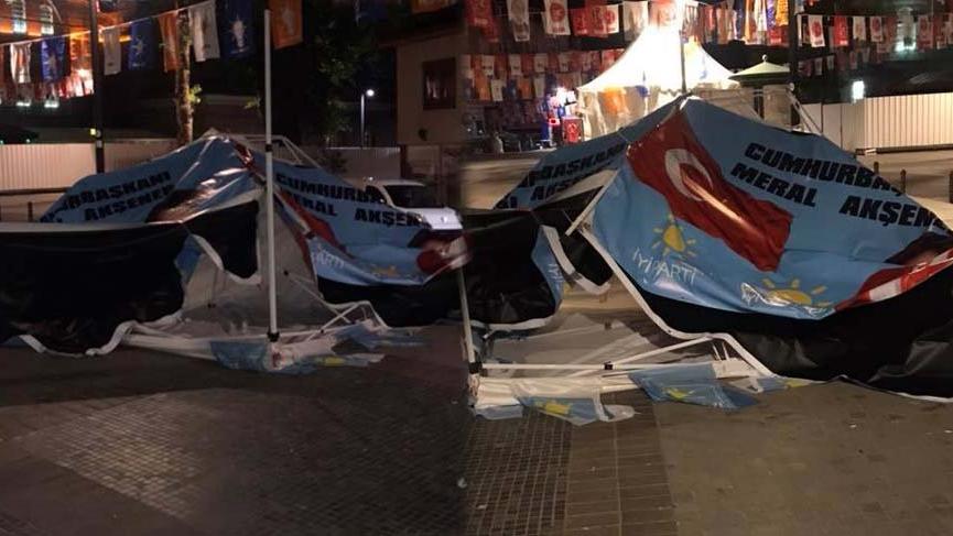 Bursa’da İYİ Parti standına saldırı gerçekleştirildi