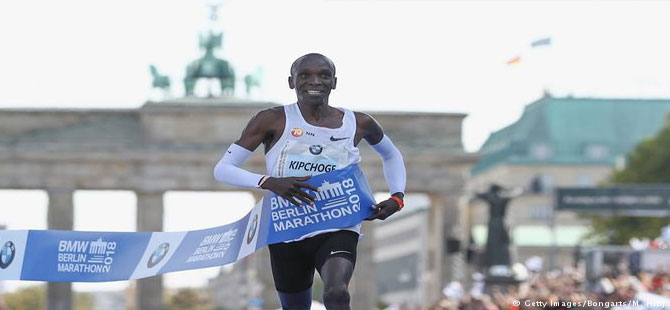 Berlin Maratonu’nda dünya rekoru kırıldı
