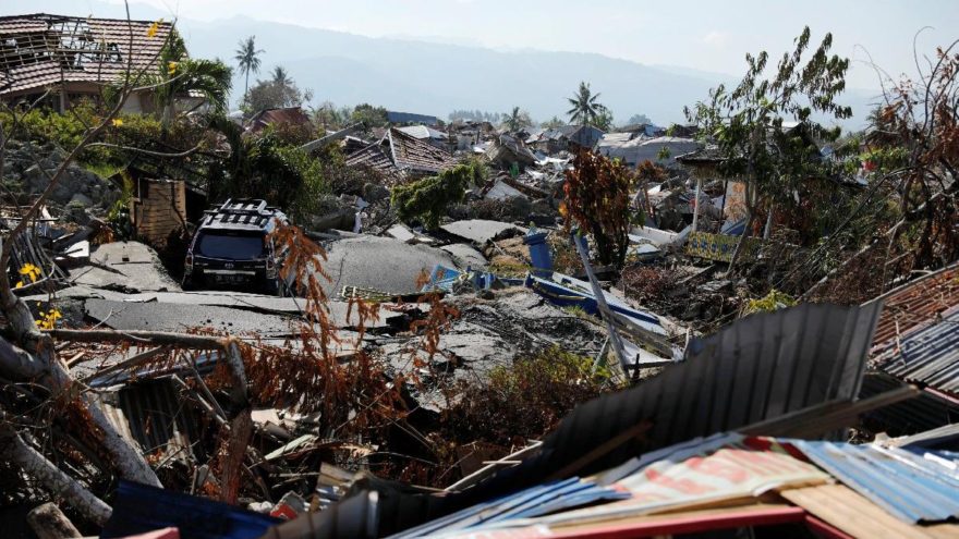 Endonezya’da 7 büyüklüğünde deprem