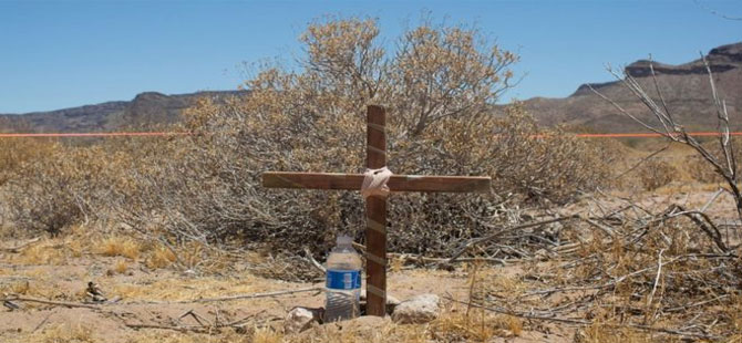Arizona çölüne göçmenler için su bırakan gönüllüler suçlu bulundu