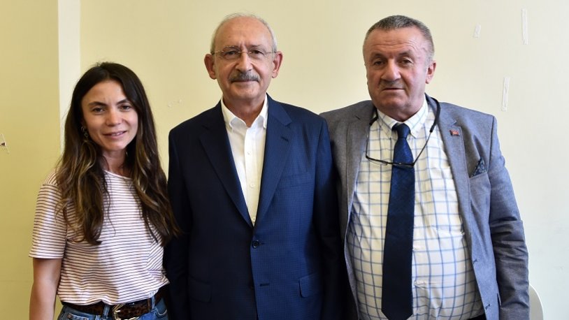 Kılıçdaroğlu, 15 Temmuz şehidi Fatih Satır’ın ailesini ziyaret etti