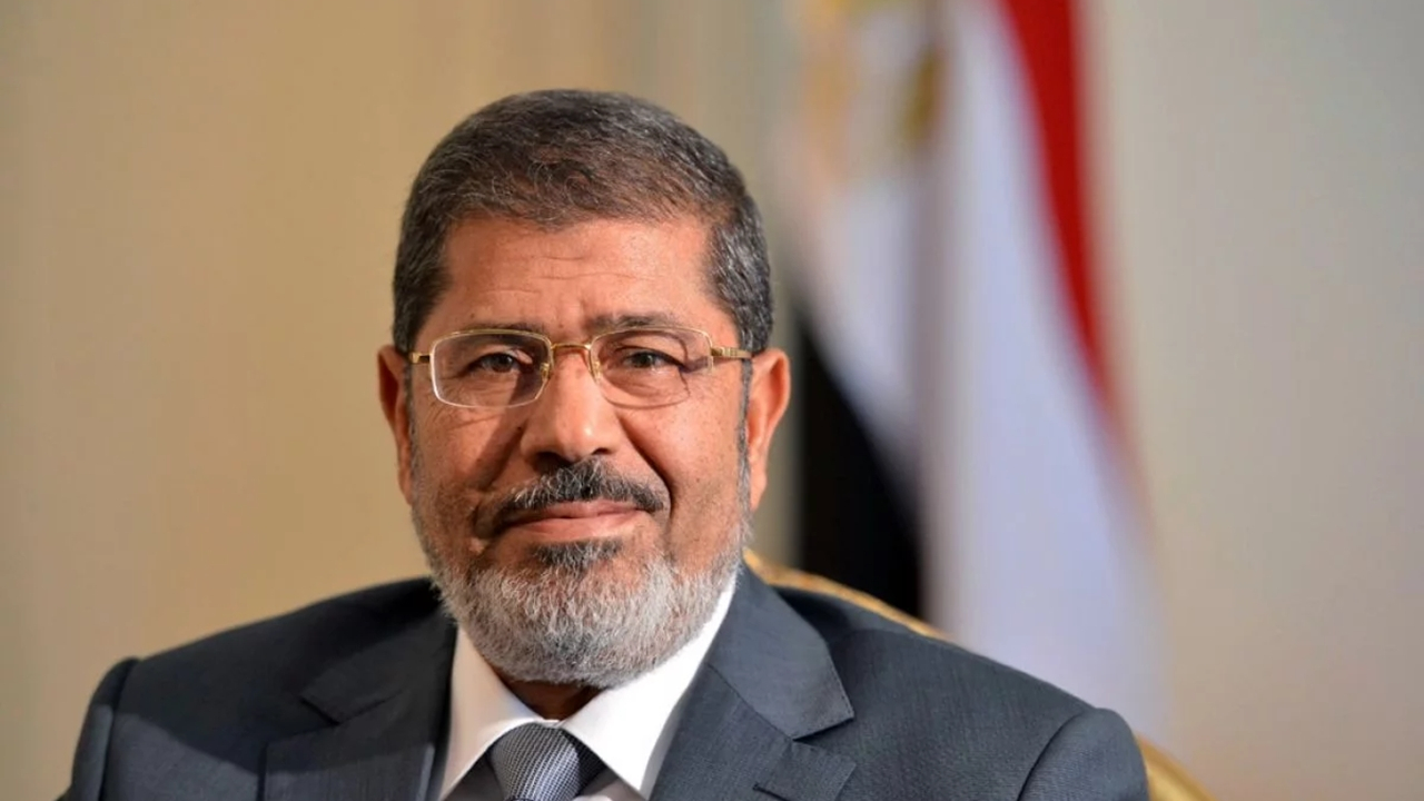 Mursi’nin cenazesi defnedildi